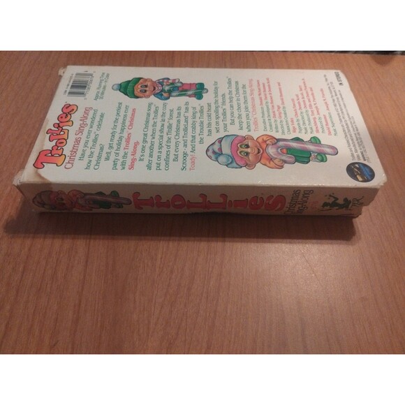 VHS: Trollies Christmas Sing-Along - Picture 6 of 7